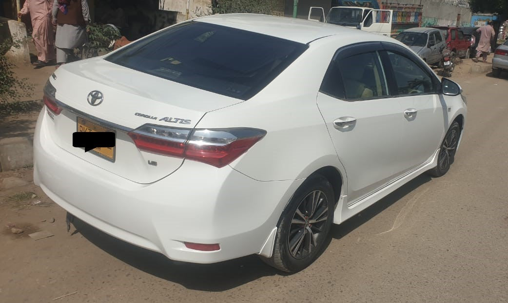 Toyota Corolla Altis