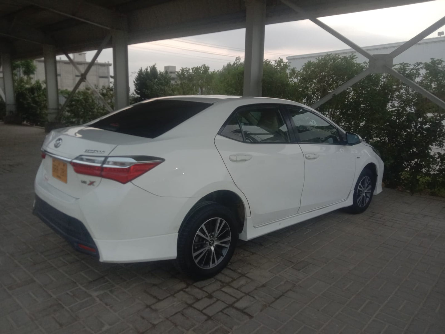 Toyota Corolla Altis X